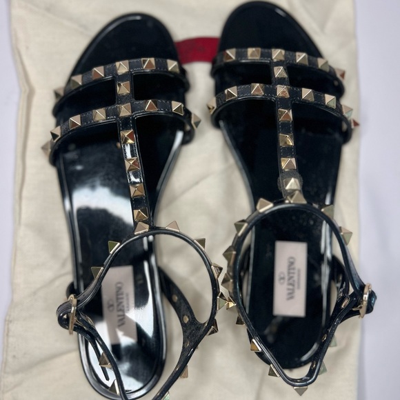 VALENTINO ROCKSTUD FLAT RUBBER SANDAL - Picture 3 of 6